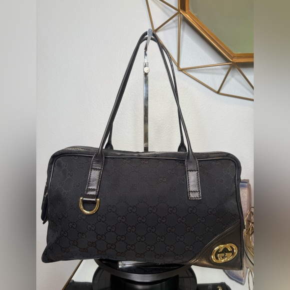 Gucci Black Canvas Shoulder Bag with GG Monogram - Picture 11 of 15